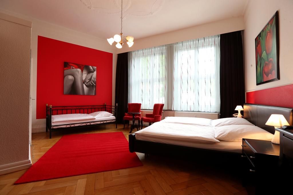 Hotel Amsterdam Hamburg-Harburg Rum bild