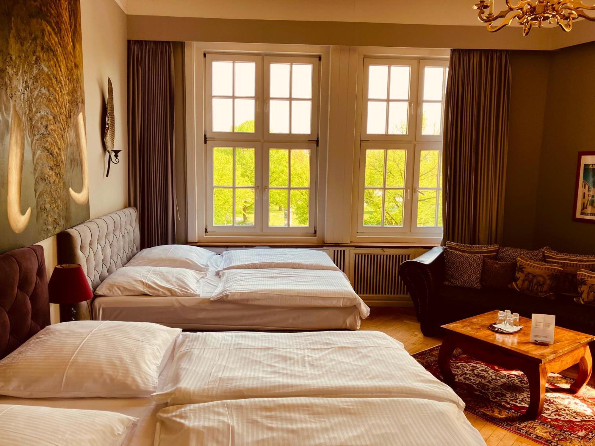 Hotel Amsterdam Hamburg-Harburg Exteriör bild